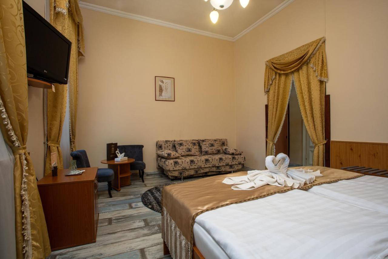 Illes Hotel Szeged Luaran gambar