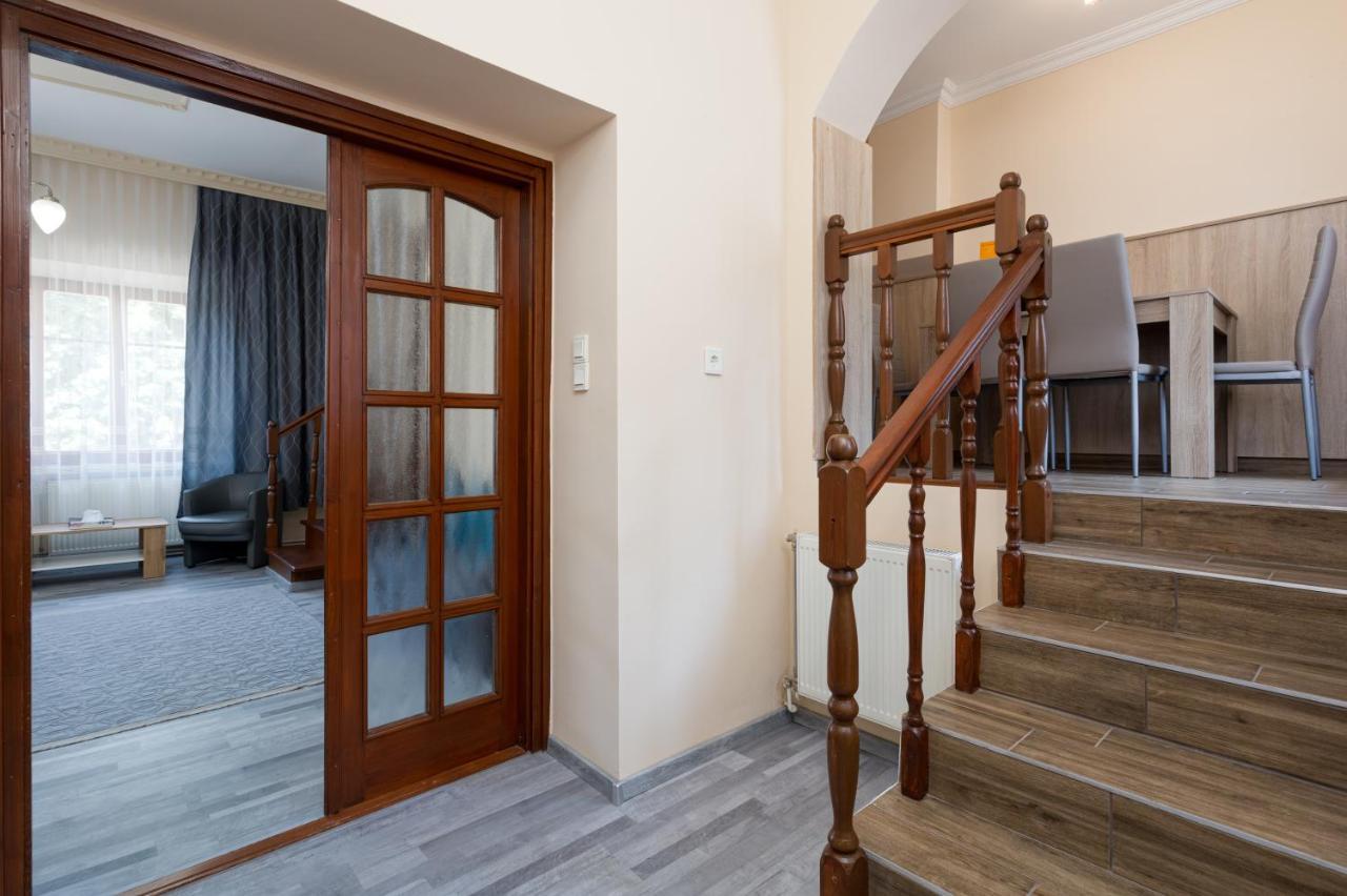 Illes Hotel Szeged Luaran gambar