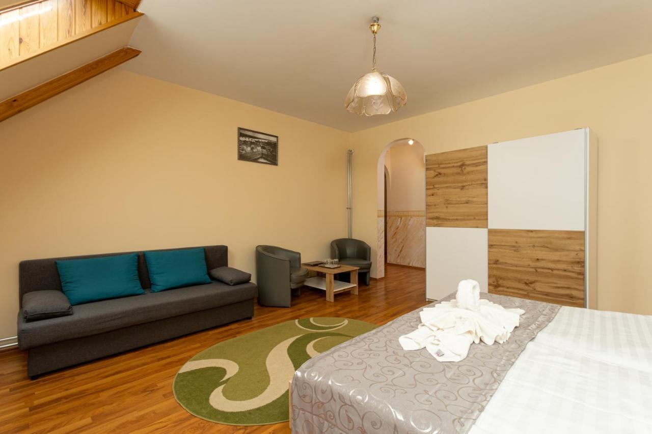 Illes Hotel Szeged Luaran gambar